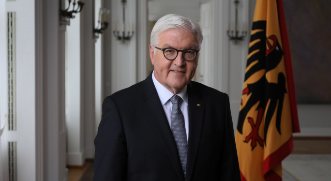 Steinmeier yeniden Almanya'nın cumhurbaşkanı seçildi