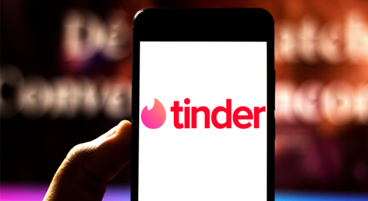 Tinder, flört uygulamasında değişikliğe gidiyor