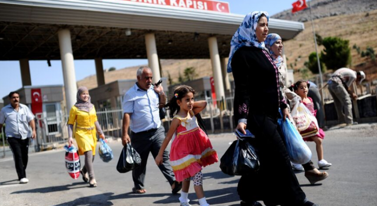 Türkiye'de kayıtlı Suriyeli sayısı açıklandı