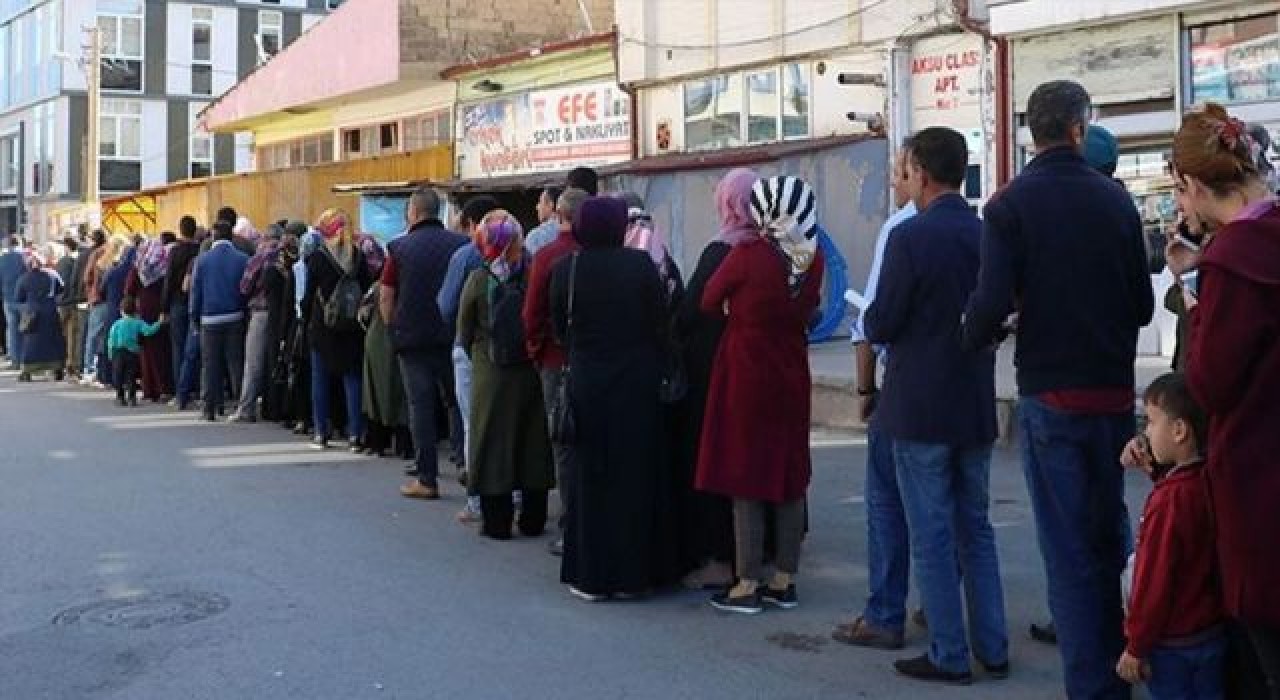 19 kişilik temizlikçi alımına 2 bin 170’i üniversite mezunu başvurdu