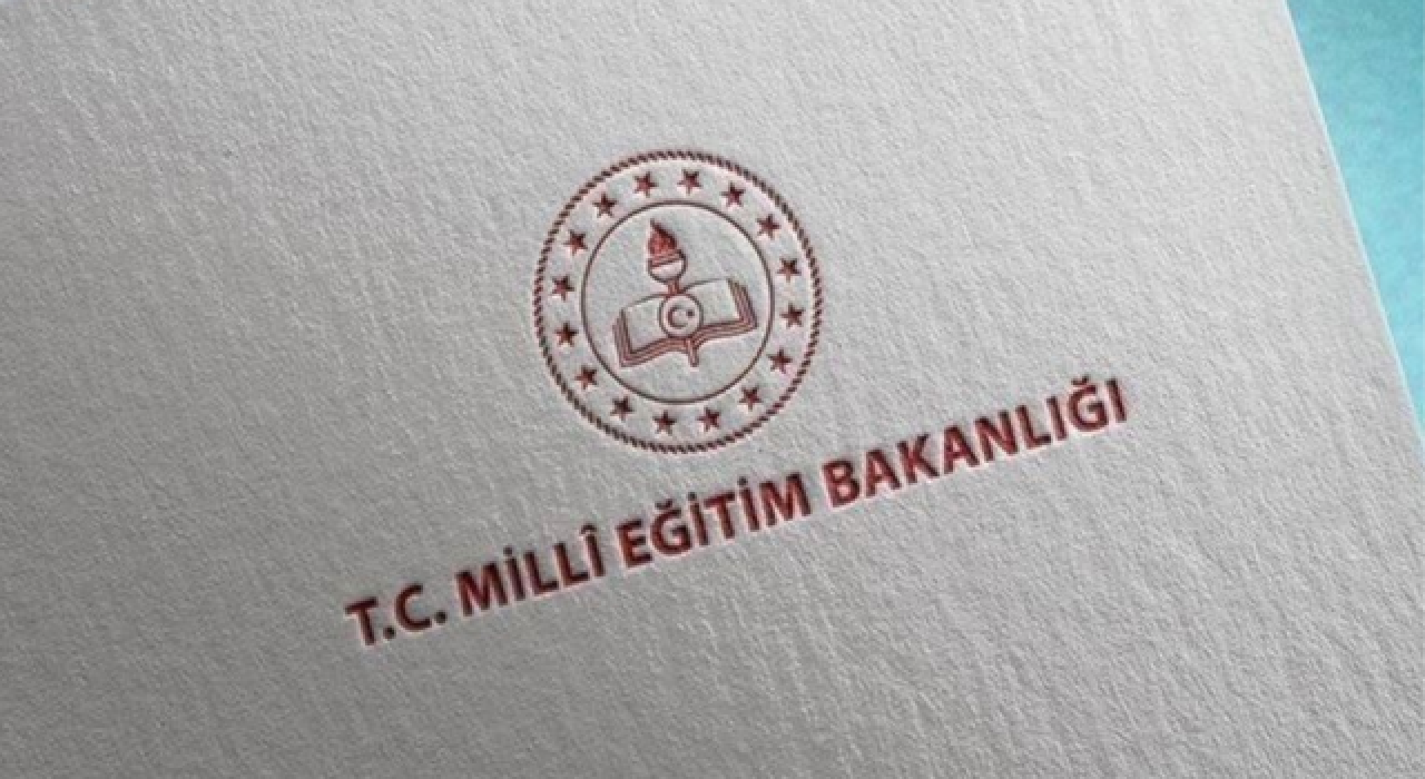 ‘Atatürkçü ve Alevi müdürü cezalandırdık’ yazısını yanlışlıkla gruba attı