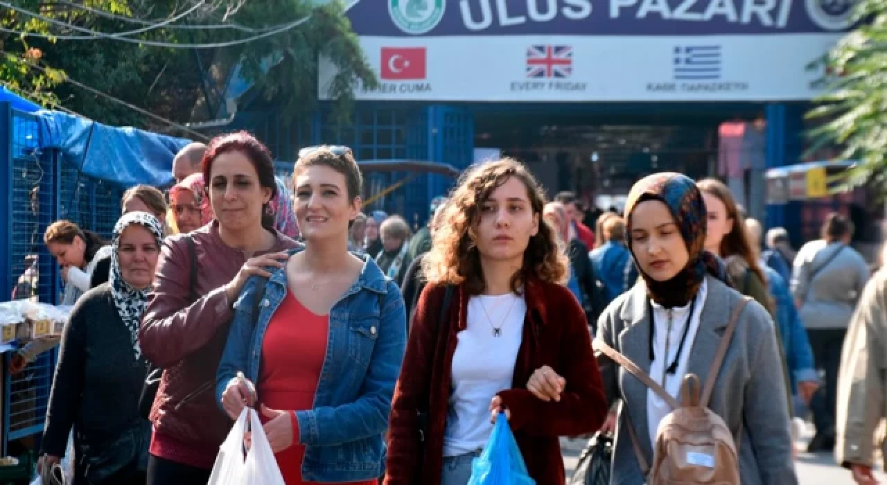 Bulgar ve Yunan turistlerden Edirne'ye alışveriş akını