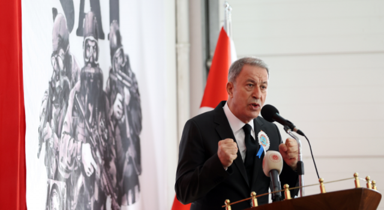 Hulusi Akar: Rusya ve Ukrayna arasındaki sorunların çözümü için gece gündüz temastayız