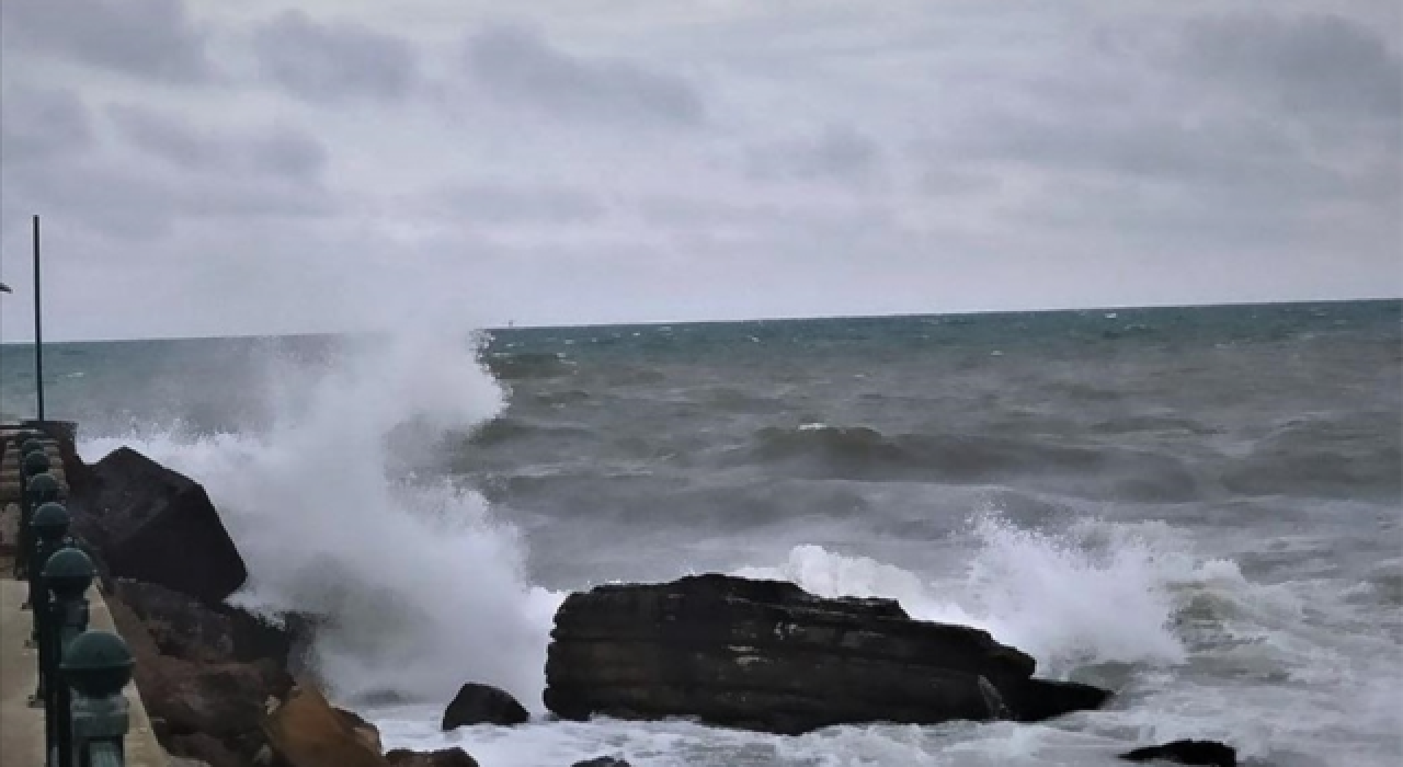 Meteorolojiden Ege ve Akdeniz için fırtına uyarısı