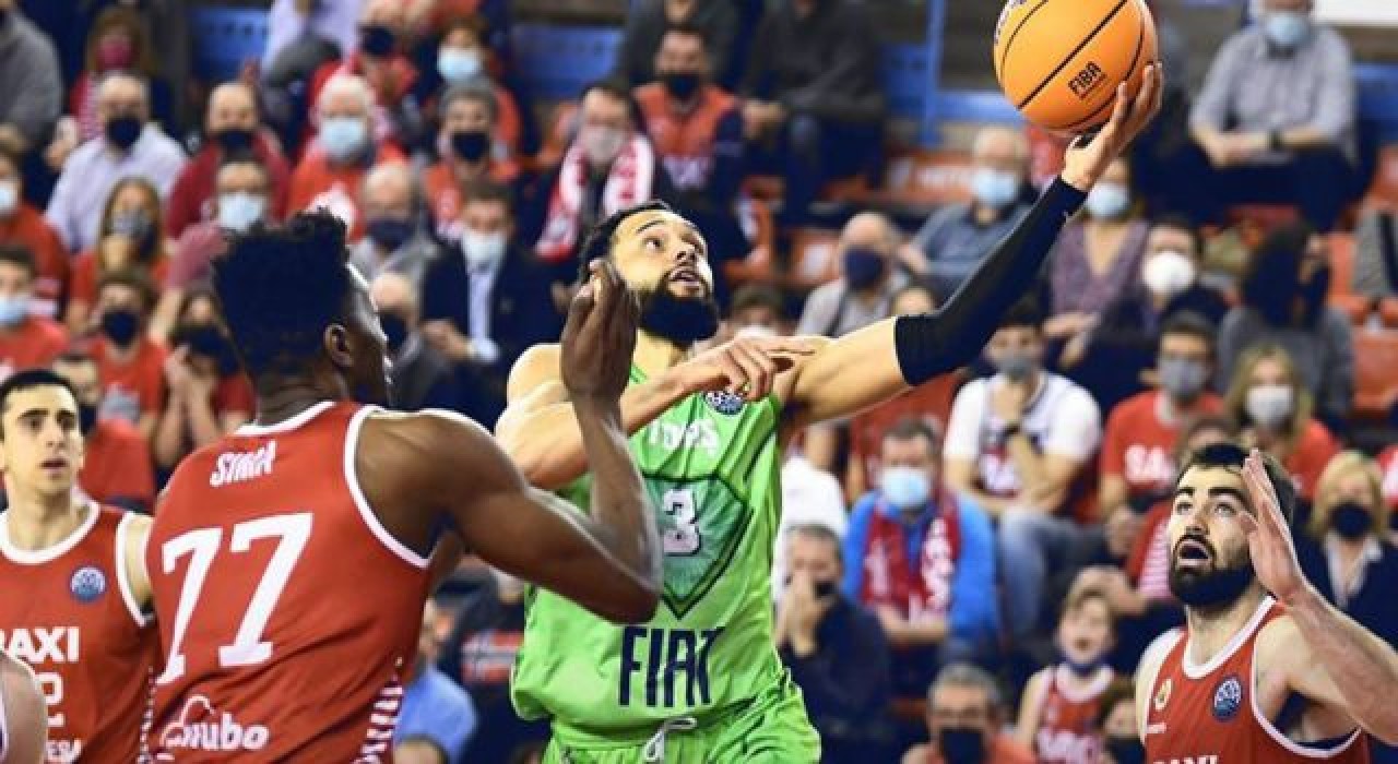 TOFAŞ, FIBA Şampiyonlar Liginde çeyrek final şansı yakaladı!