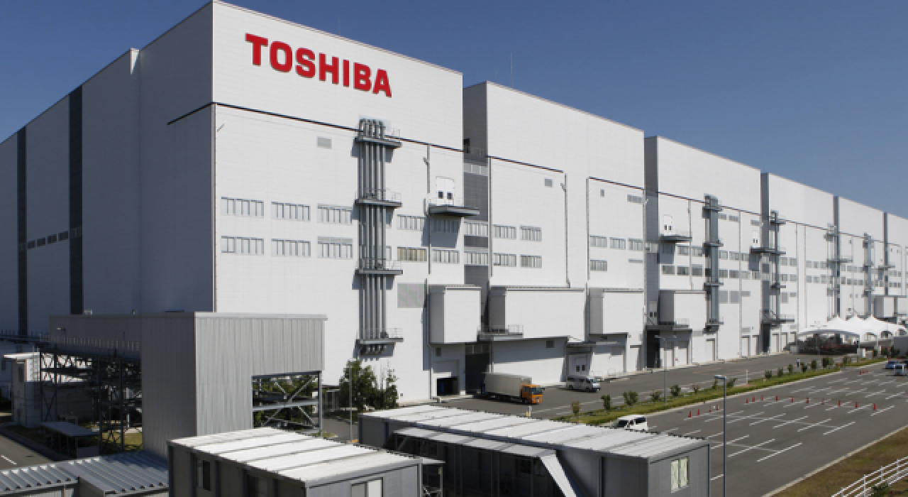 Toshiba CEO'su Tsunakawa istifa etti