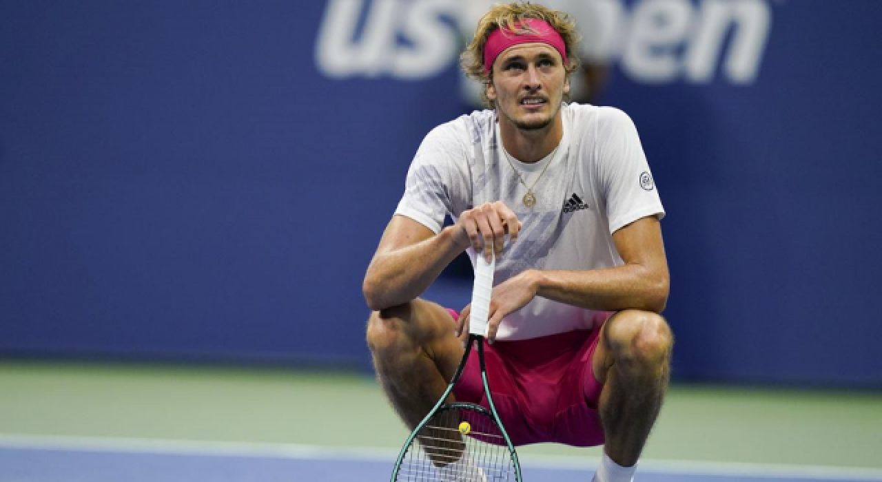 Zverev'e 8 hafta ertelemeli men cezası