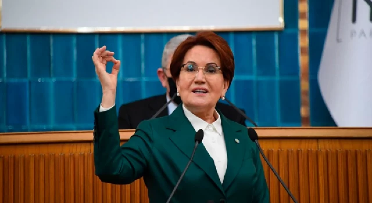 Akşener'den Antalya'da esnaf ziyareti