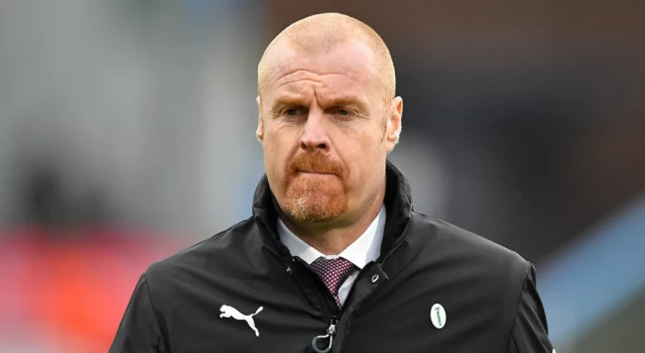 Burnley, 9.5 sezondur takımın başında olan Sean Dyche ile yollarını ayırdı