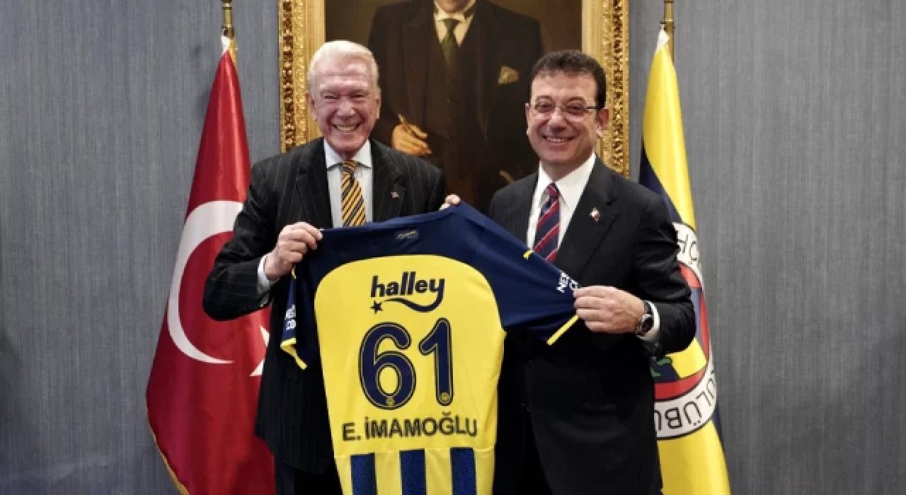 Ekrem İmamoğlu, Fenerbahçe Spor Kulubünü ziyaret etti