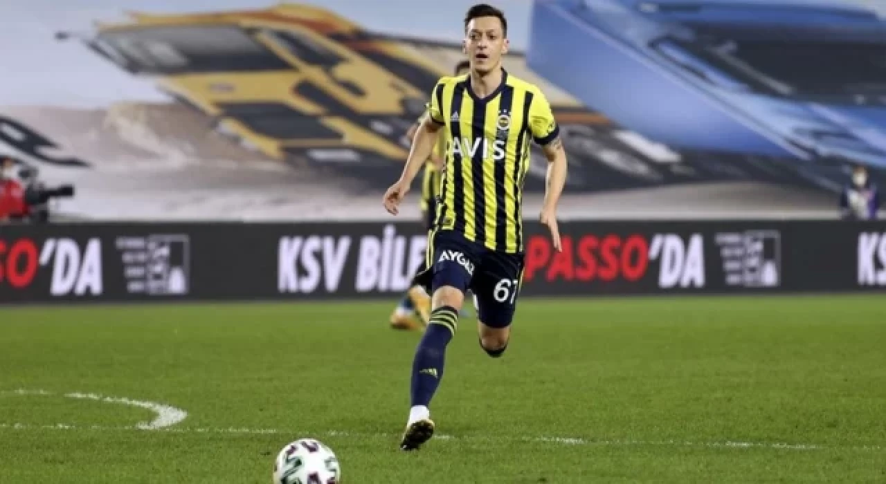 Fenerbahçe'de Mesut Özil dönemi bitiyor