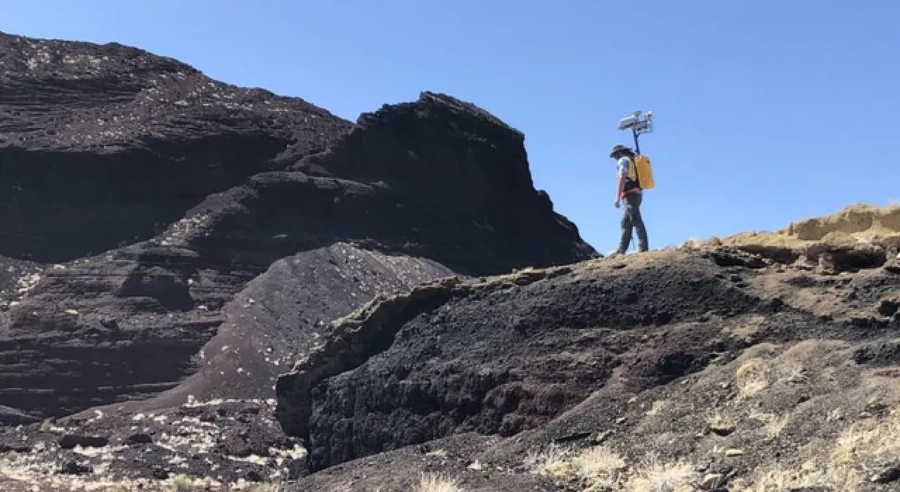 NASA, Ay'a gidecek astronotlar için çanta tasarladı