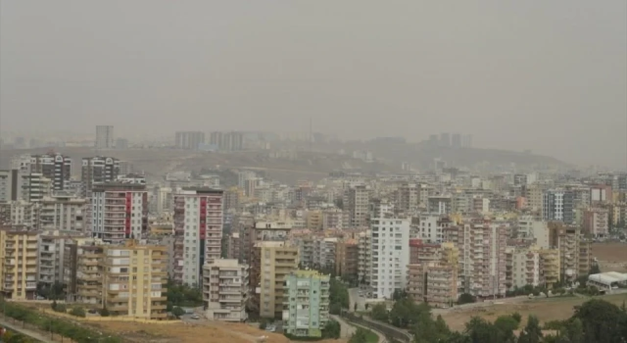 Şanlıurfa'da toz taşınımı hayatı olumsuz etkiliyor