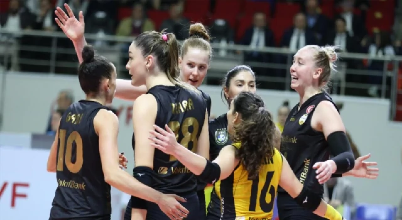 Sultanlar Ligi'nde ilk finalist Vakıfbank