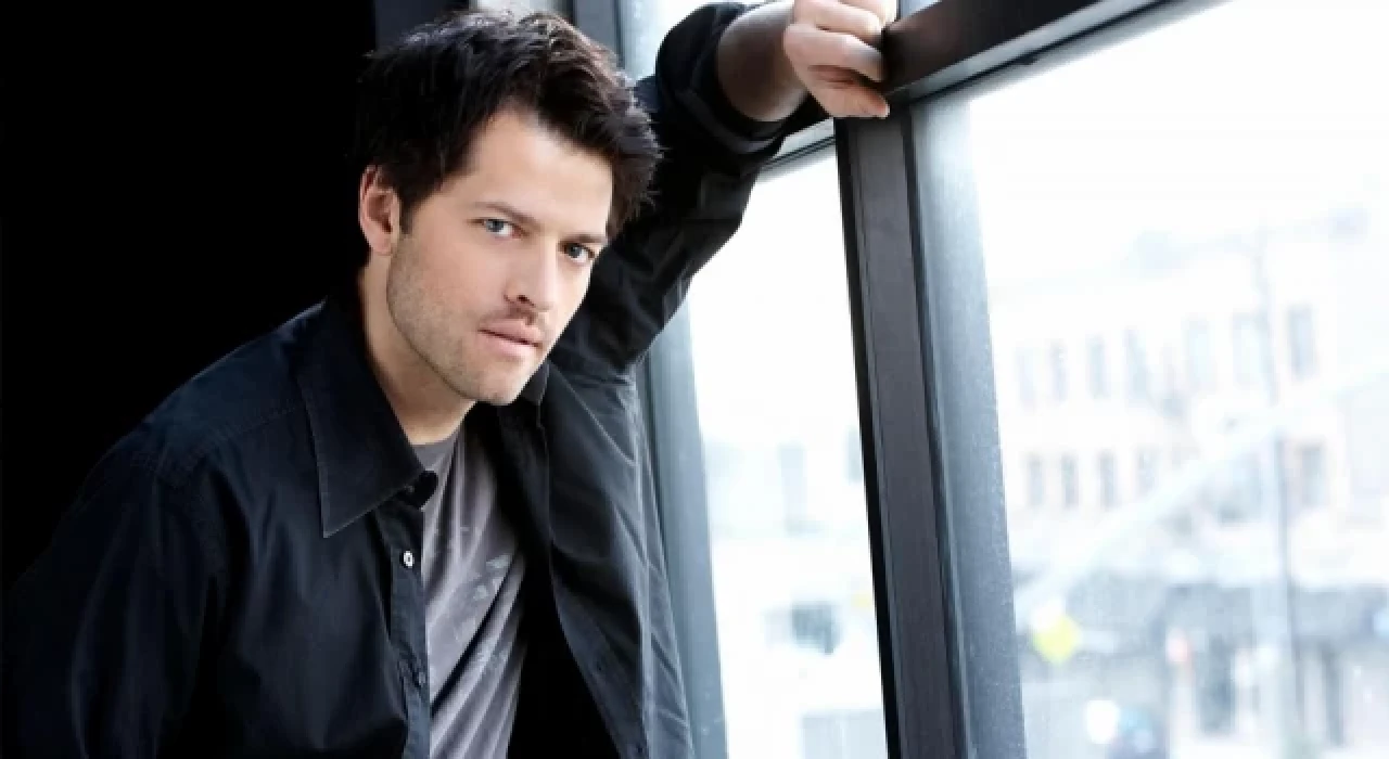 Supernatural dizisinin oyuncusu Misha Collins biseksüel olduğunu açıkladı