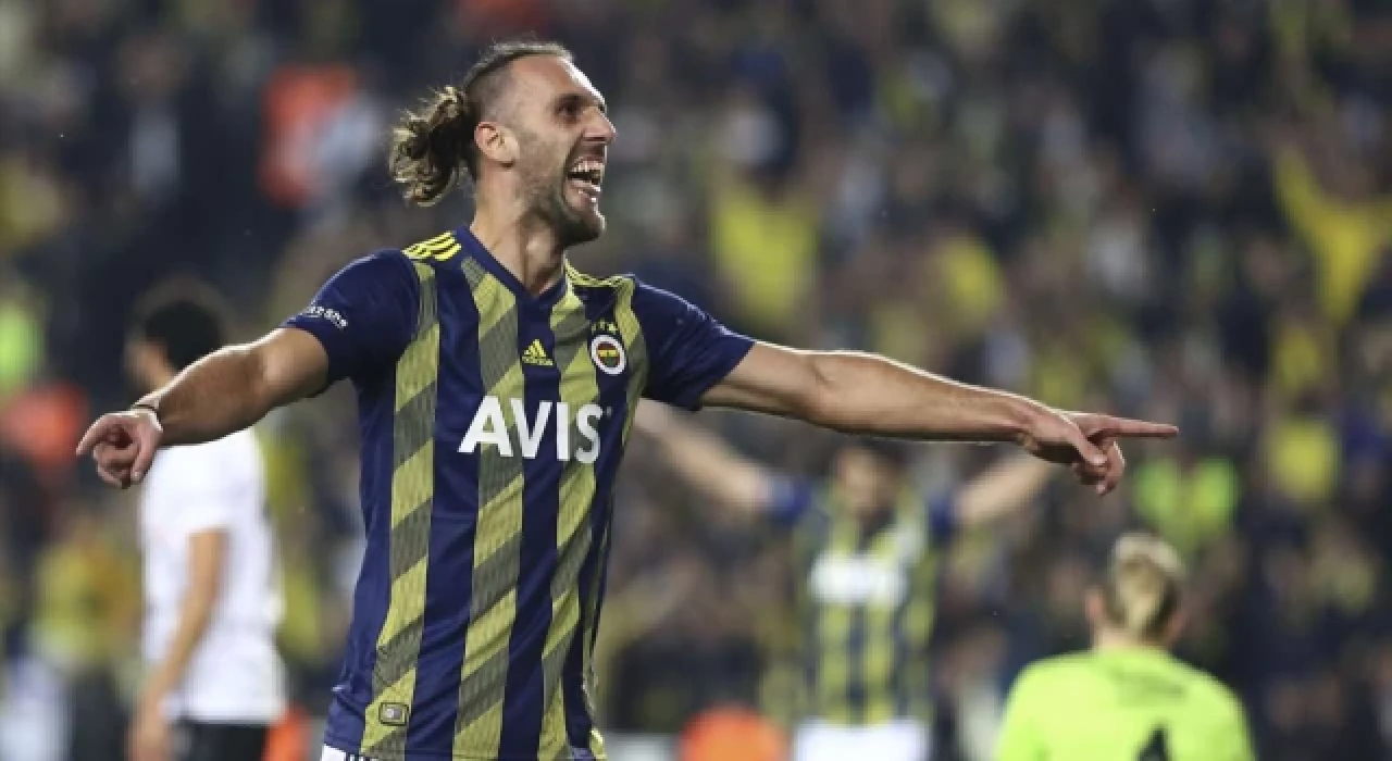 Vedat Muriqi rotayı Fenerbahçe'ye çevirdi