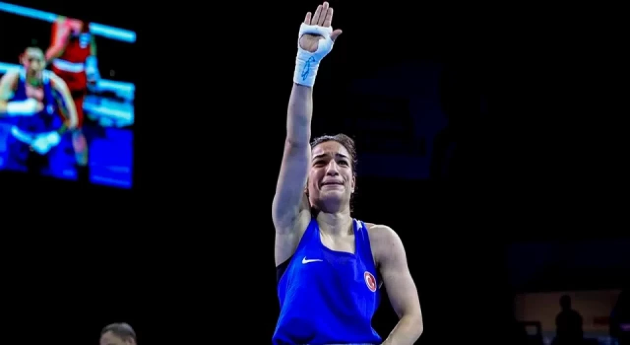 Ayşe Çağırır, Dünya Kadınlar Boks Şampiyonası'nda finalde