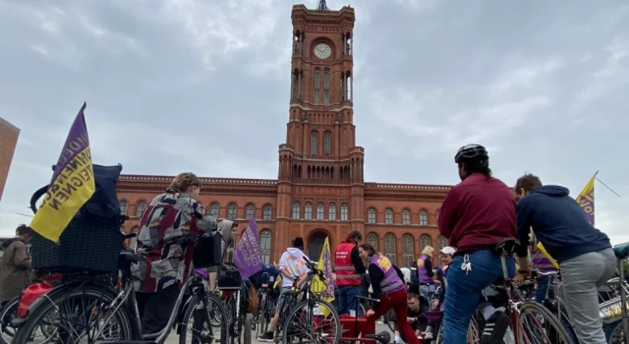 Berlin'de son yılların en barışçıl 1 Mayısı yaşandı