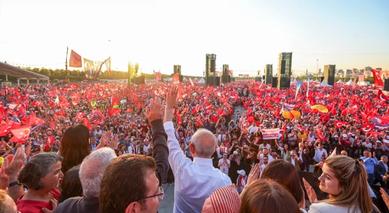 Cüneyt Özdemir: Kılıçdaroğlu'nun adaylık ısrarı Erdoğan'ın en büyük avantajı