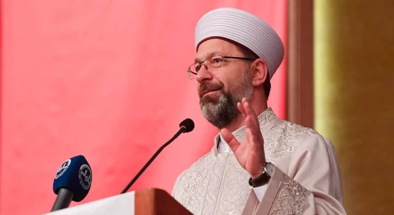 Diyanet İşleri Başkanı Erbaş, Dubai'de konuştu