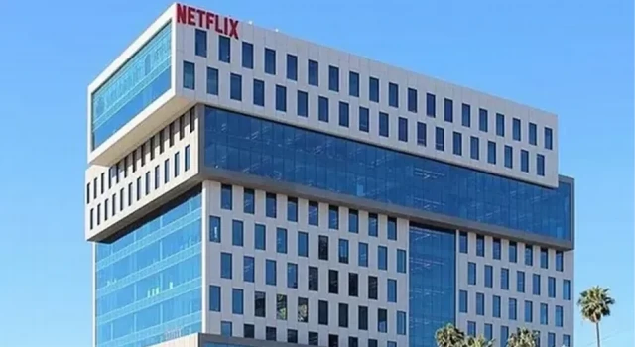 Netflix onlarca çalışanını işten çıkardı