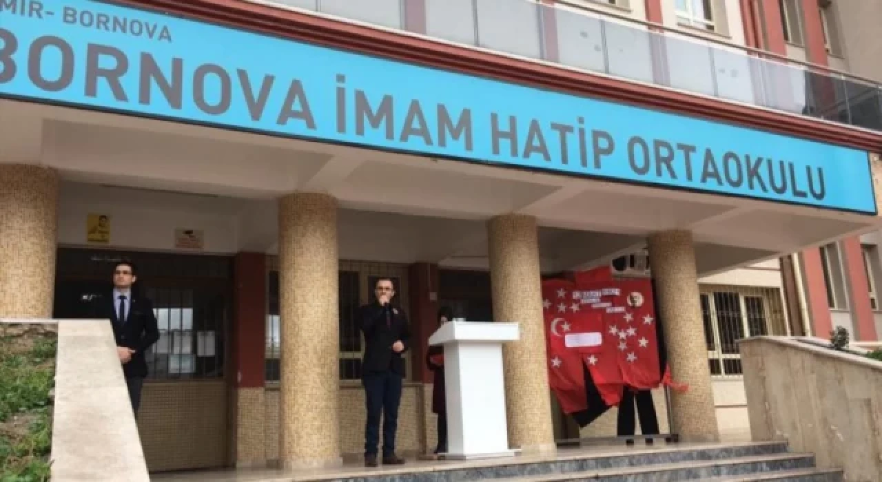 Bornova İmam Hatip Ortaokulu'nda kız ve erkek öğrencilerin katları da ayrıldı