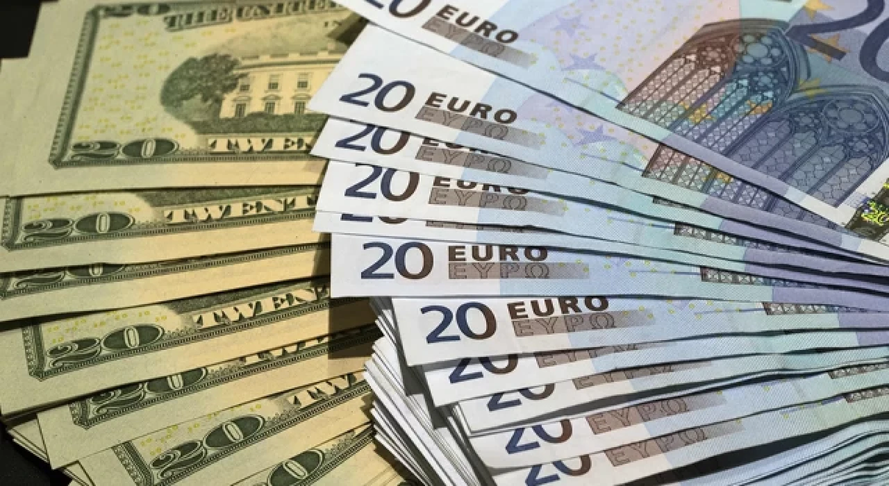 Dolar 17,37 TL, euro 18,32 TL'den haftayı kapattı