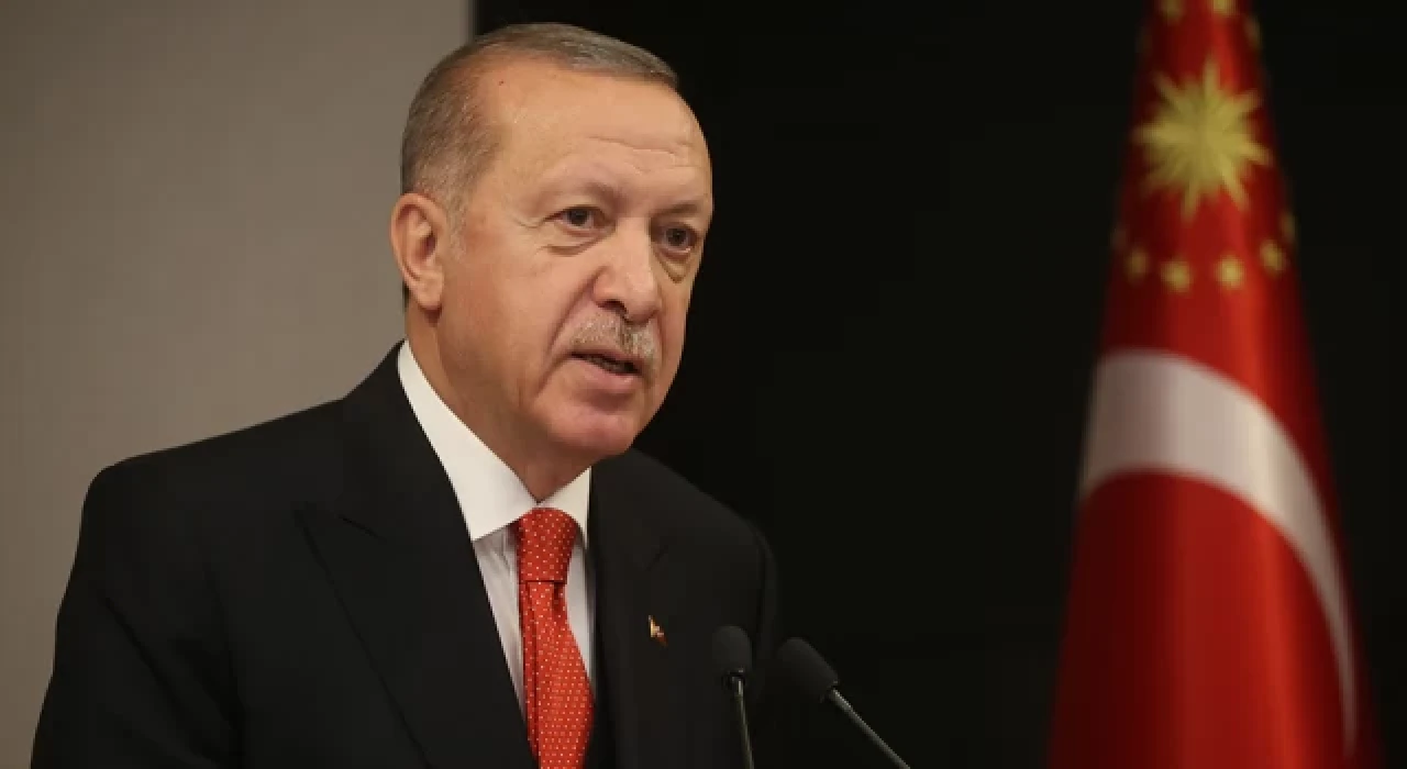 Erdoğan: Kurban Bayramı tatili 9 gün olacak, asgari ücreti yeniden değerlendireceğiz