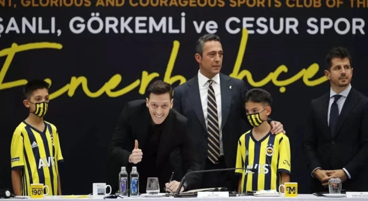 Fenerbahçe Başkanı Ali Koç, Mesut Özil'le bir araya geldi