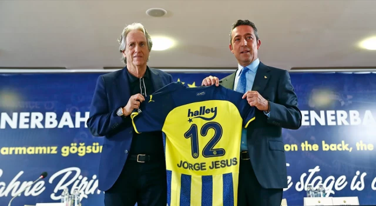 Jorge Jesus Fenerbahçe'ye imza attı