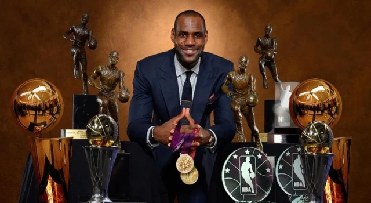 LeBron James Forbes milyarderler listesinde!