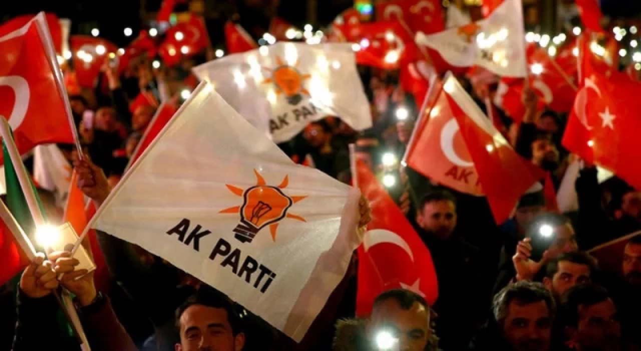 AK Parti’nin oy oranını açıklayan SONAR Yönetim Kurulu Başkanı;  erken seçim olasılığına dikkat çekti