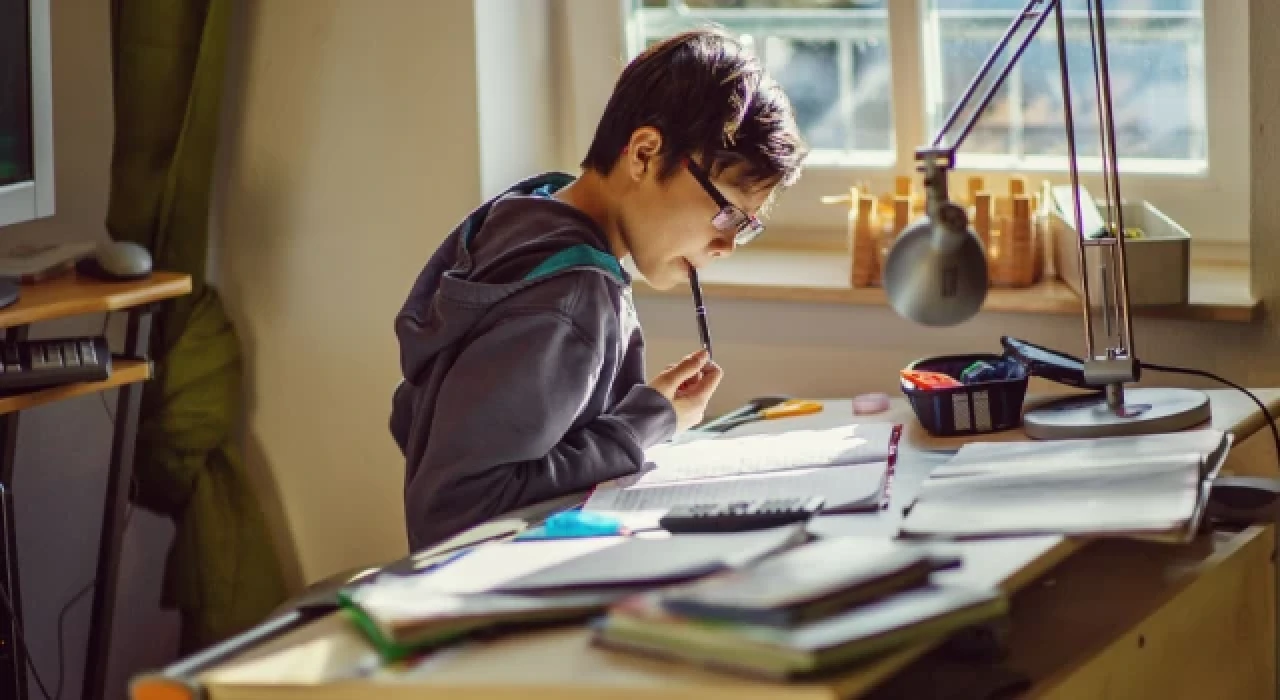 Ders çalışırken tercih edilen Pomodoro tekniği nedir ve nasıl uygulanır?