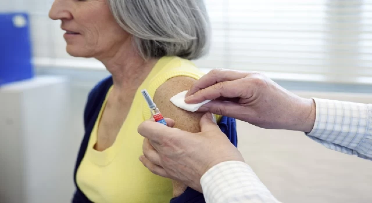 Grip aşısı yaptıran kişilerin Alzheimer'a yakalanma riski daha düşük