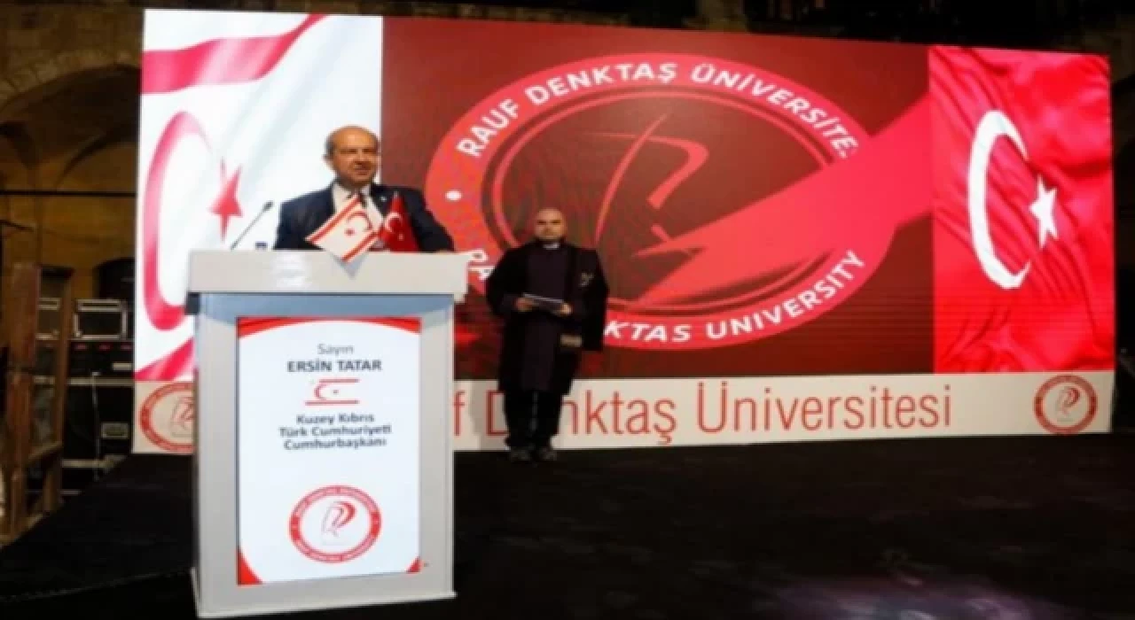 KKTC Cumhurbaşkanı Ersin Tatar, Rauf Denktaş Üniversitesi Mezuniyet Töreni’ne katıldı