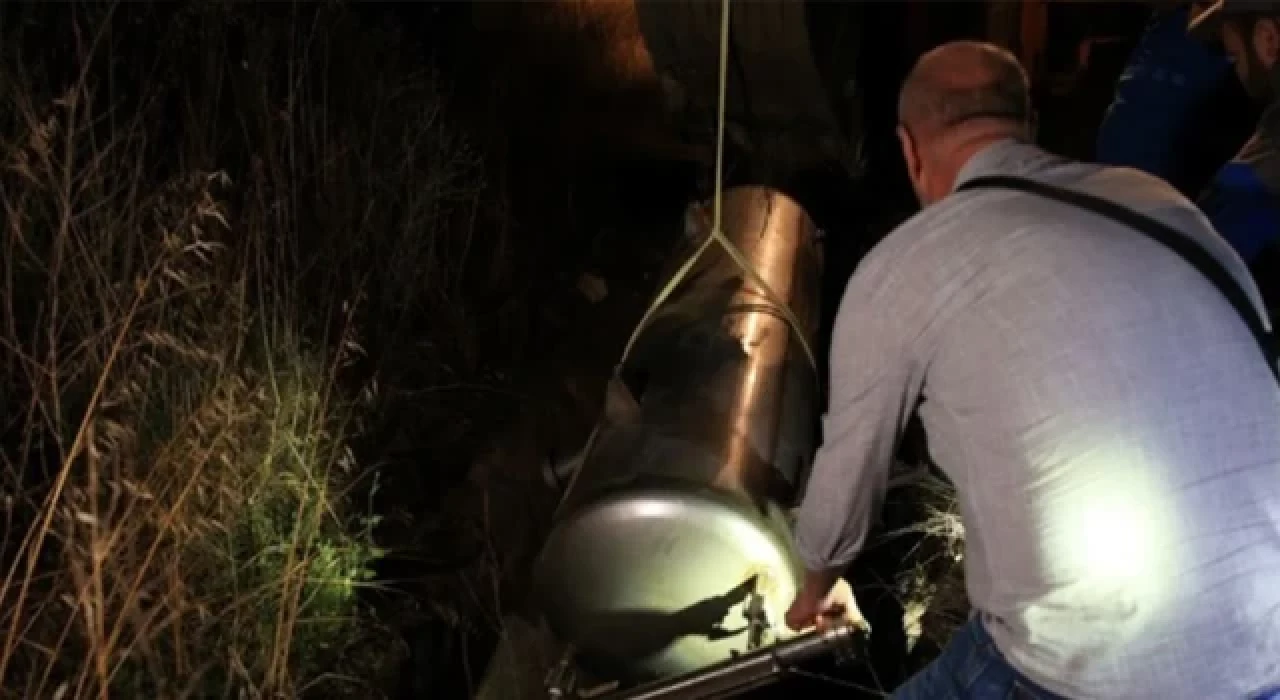 Kırklareli ve Edirne'de endişe yaratan gaz kokusunun geldiği tank toprağa gömüldü