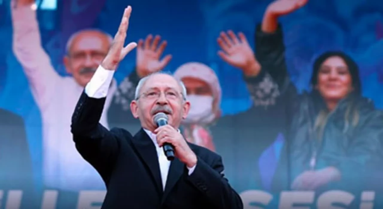 Yeni Şafak yazarı, Kılıçdaroğlu'nun 6’lı masa ve HDP’nin ortak adayı olmak için oyun kurduğunu söyledi