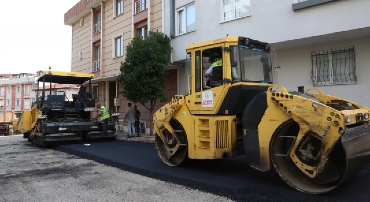 Ataşehir Belediyesi, yenileme çalışmalarına devam ediyor