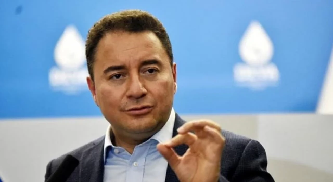 Babacan: İktidar müsait bir yerde inecek, biz yola devam edeceğiz