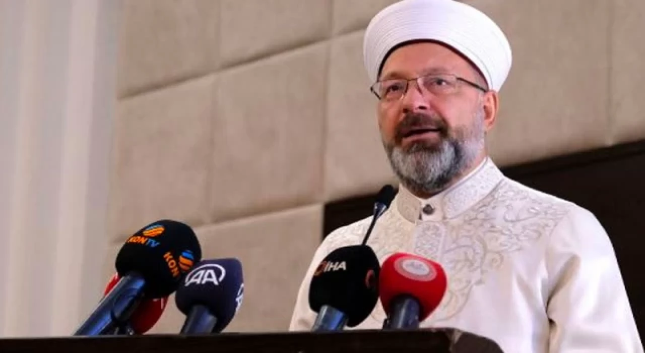 Diyanet İşleri Başkanı Ali Erbaş: Müslümanlar, imamesi kopan tespih taneleri gibi dağılmış vaziyette