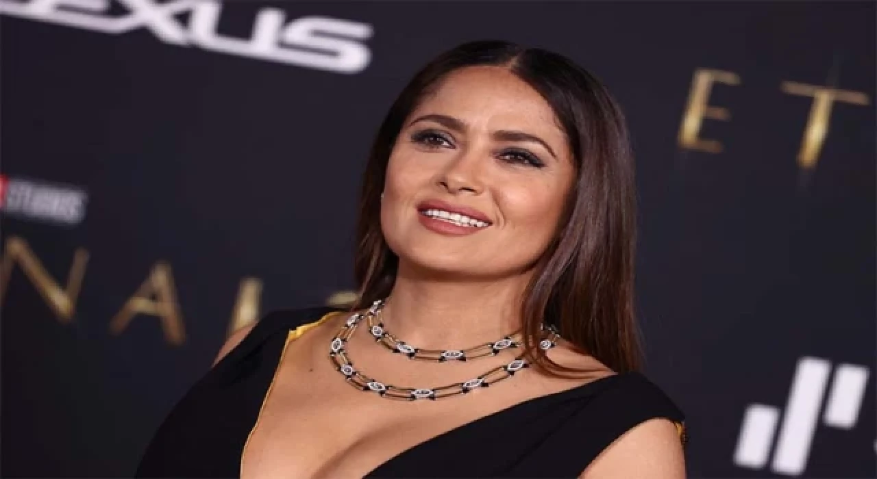 Salma Hayek, Angelina Jolie’ye övgüler yağdırdı: ”Çalıştığım en iyi yönetmen”