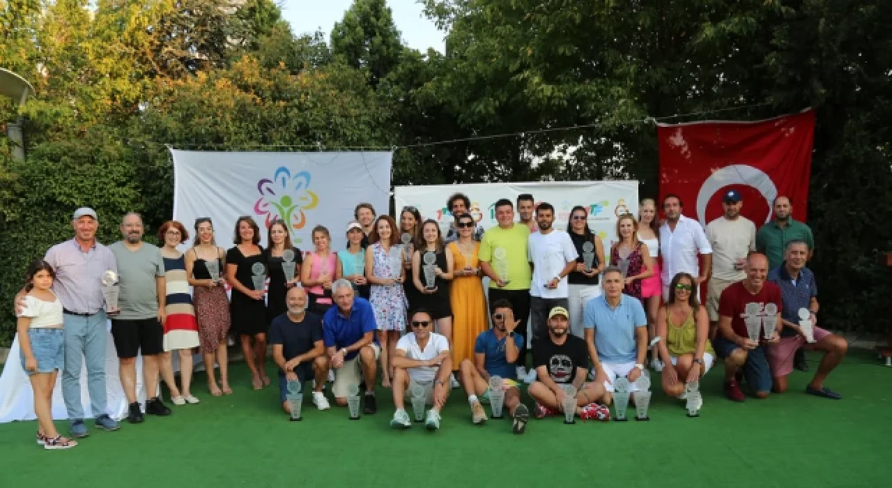 Uluslararası Ataşehir Belediye başkanlığı tenis turnuvası müsabakaları sona erdi