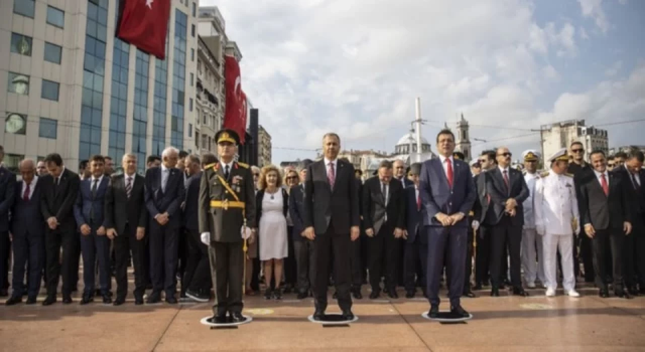 Zafer Bayramı coşkusu İstanbul'da yaşanıyor