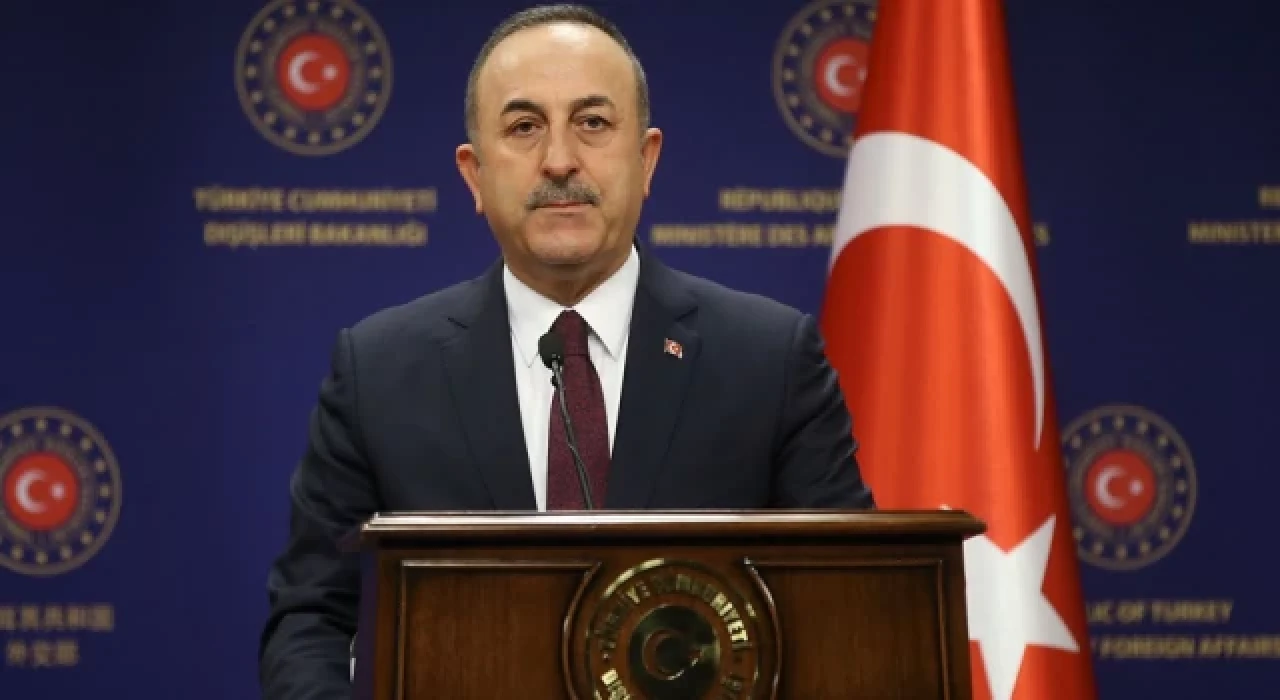 Bakan Çavuşoğlu: Yunan halen kaşınıyor