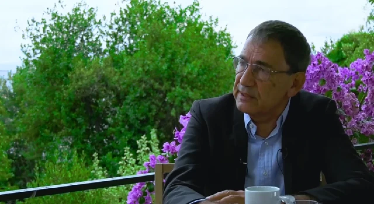 Orhan Pamuk: Umarım Altılı Masa'nın adayı kazanır