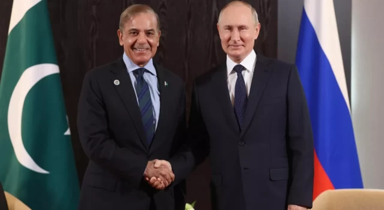 Putin: Pakistan'a boru hattıyla doğalgaz tedarik edebiliriz