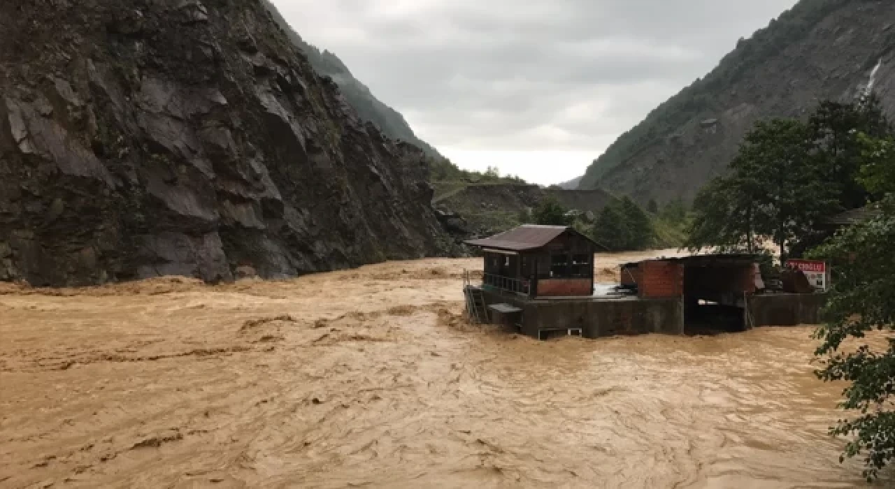 Rize Valiliği'nden sel uyarısı