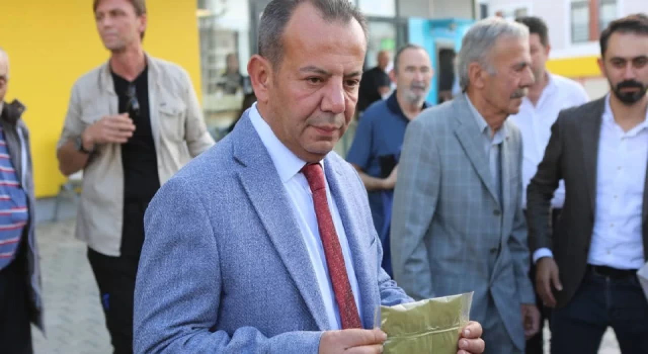 Tanju Özcan, HDP Genel Merkezi'ne kına gönderdi