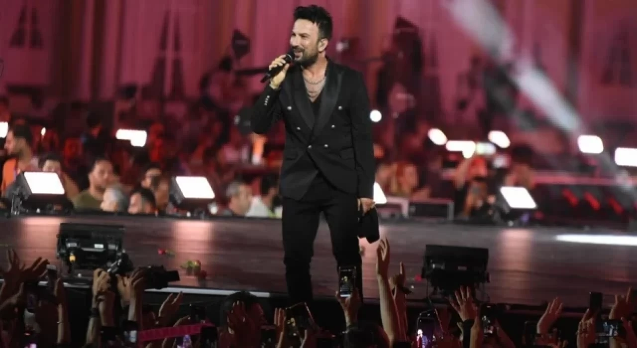 Tunç Soyer açıkladı: Tarkan, İzmir'deki tarihi konser için ücret almayacak