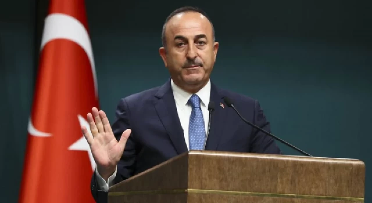 Çavuşoğlu’ndan Türkiye’yi suçlayan Yunanistan’a sığınmacı tepkisi